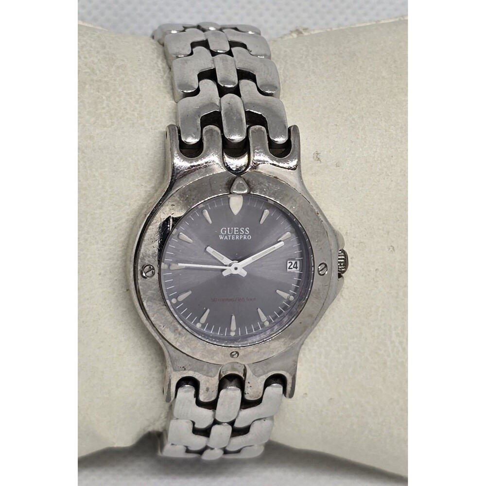 Women's Guess Waterpro Petite Gray Dial Date Silver Tone Case Bracelet Watch 11 - Picture 3 of 9